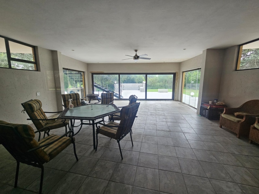 5 Bedroom Property for Sale in Boschenvaal River Front Lodges Free State